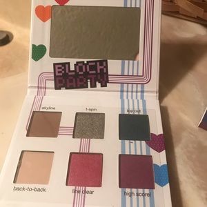 Tetris eyeshadow palette